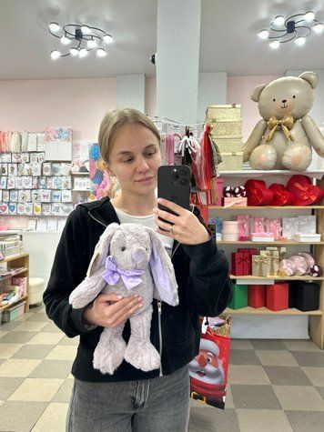 Іграшка "Кролик з бантиком" бузковий 32 см