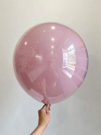 Середня кристальна кулька Запорошена троянда